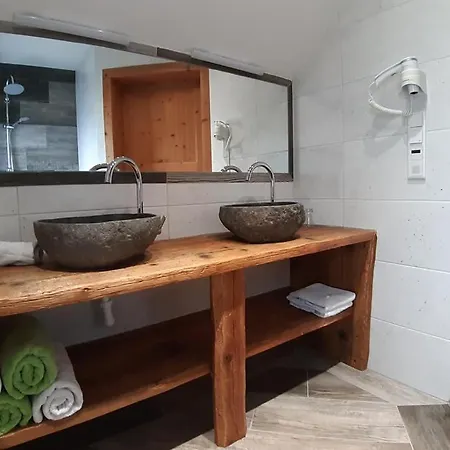 Schirfhof Farm stay *